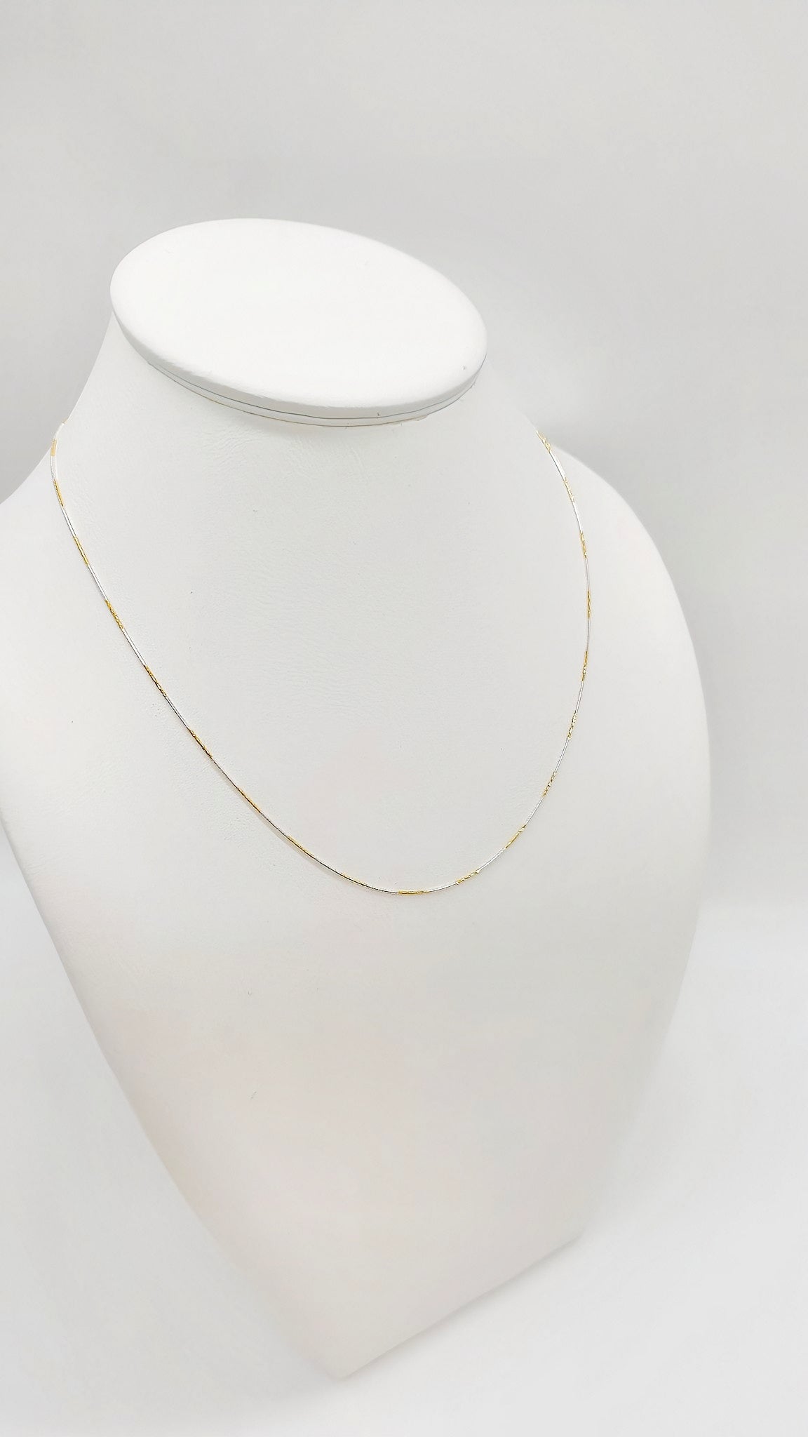 Stilvolle Kette aus 925er Sterlingsilber – Teilweise Vergoldet für einen Einzigartigen Look