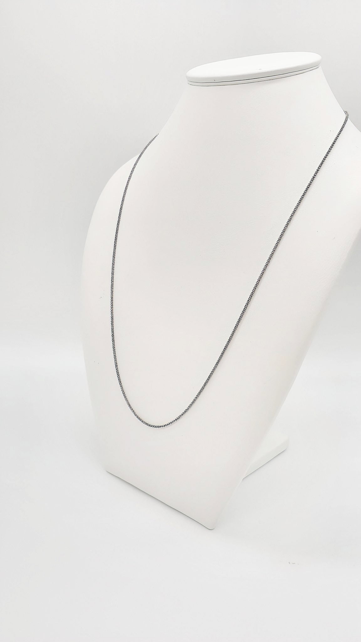 Feine rhodinierte Kette aus 925er Sterlingsilber