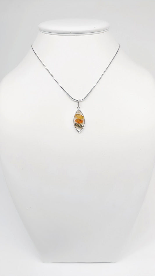 Anhänger aus 925er Sterlingsilber mit buntem Bernstein