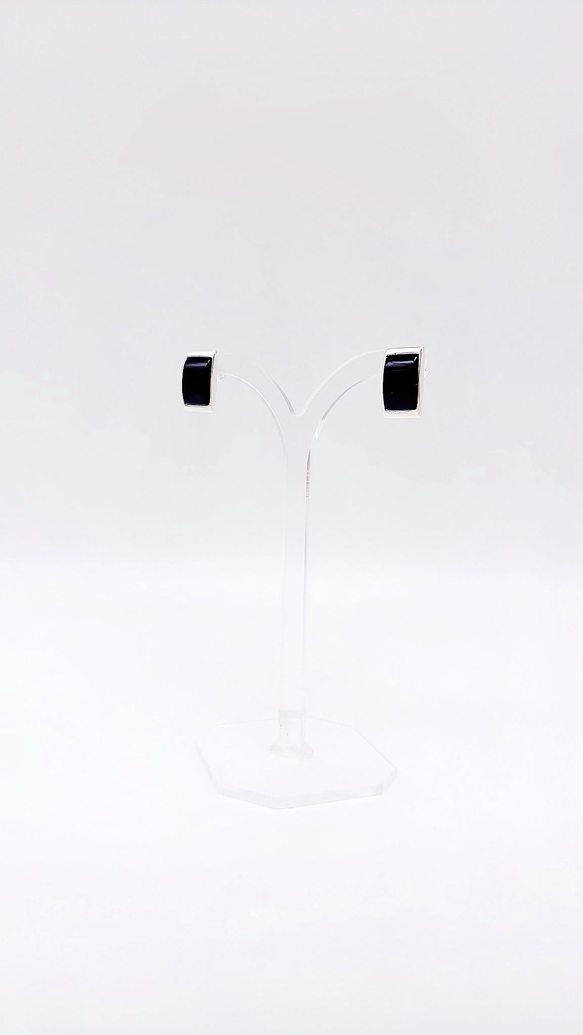 Elegante Silberohrringe mit Schwarzem Bernstein