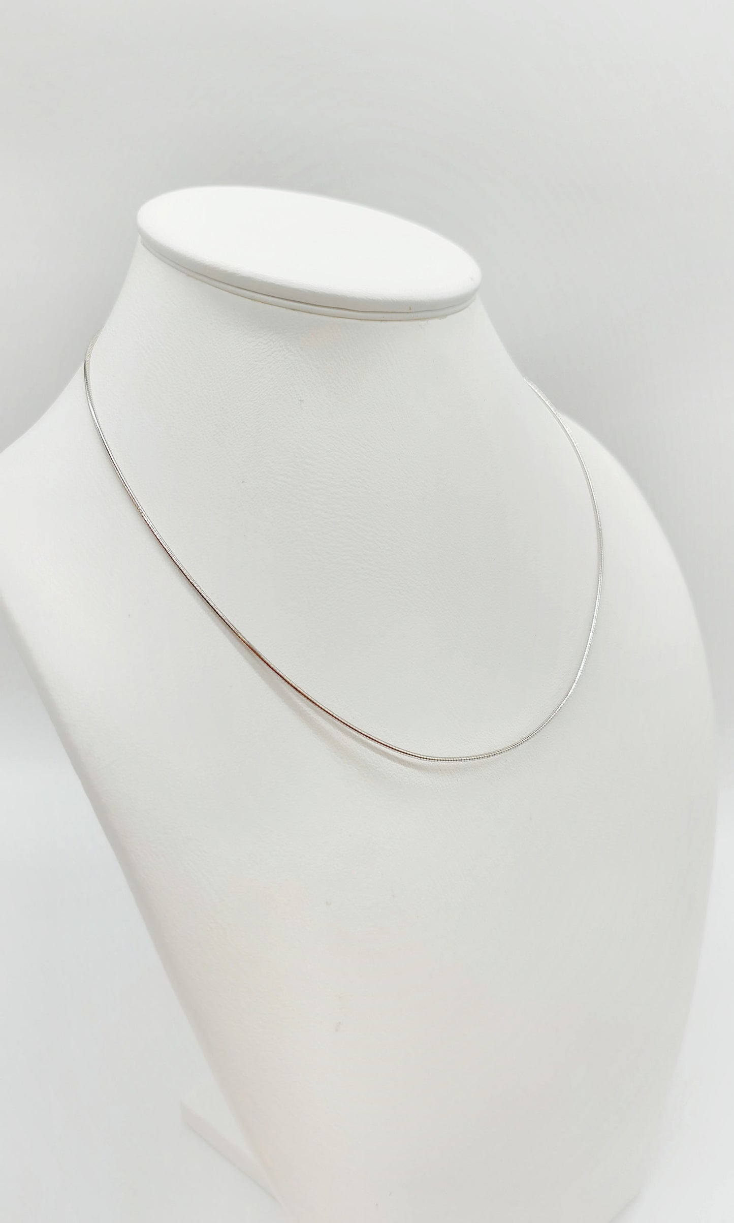 Eleganter 925er Sterlingsilber Reifen, rhodiniert – Ideal für Bernsteinanhänger, Dicke 2mm